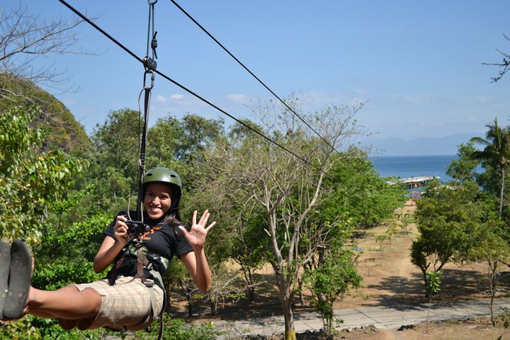 I'm taking a video as I do the Corregidor Zipline!
