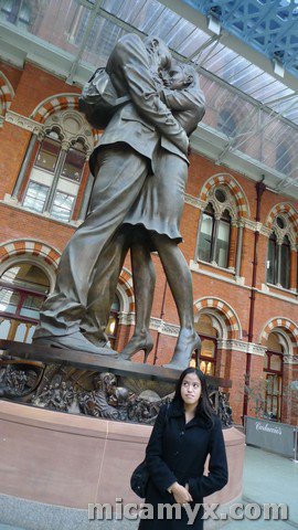 At St. Pancreas International Station dreaming of Paris (FAIL!)