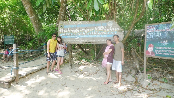 AirPhil Express Team @ Underground River