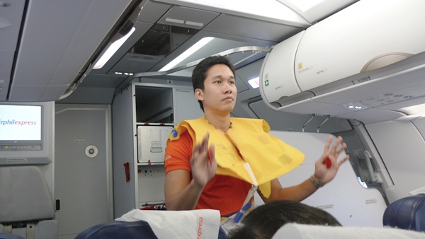 Para po sa inyong kaligtasan (for your own safety)