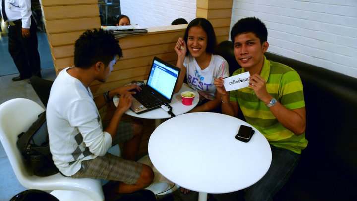 Work+Fun with friends at Coffee Cat Cebu