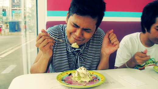 Robbie is a certified DFAT lover! Ka-gigil ever! (Davao City, 2011)