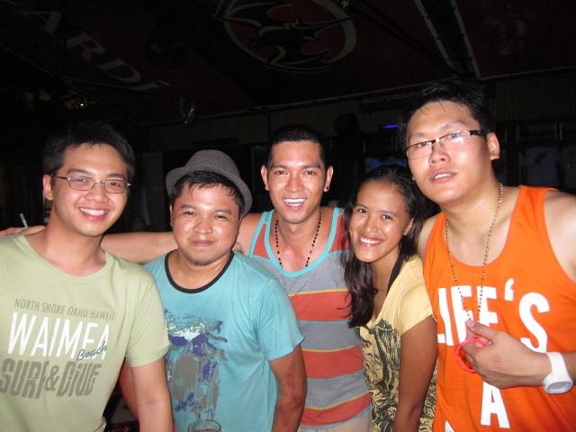 Partying at Juice Bar, Boracay #itsmorefuninthephilippines