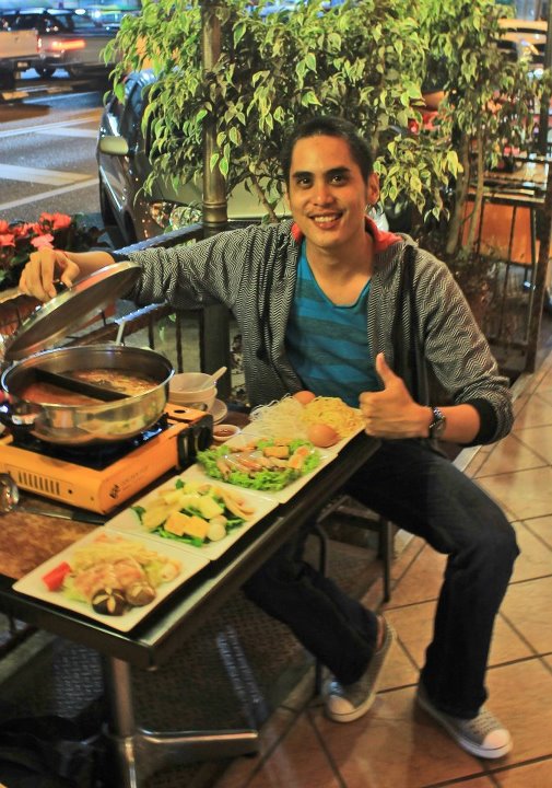 Is it EAZY for Edgar to finish this Steamboat dinner meal? Hmmm...