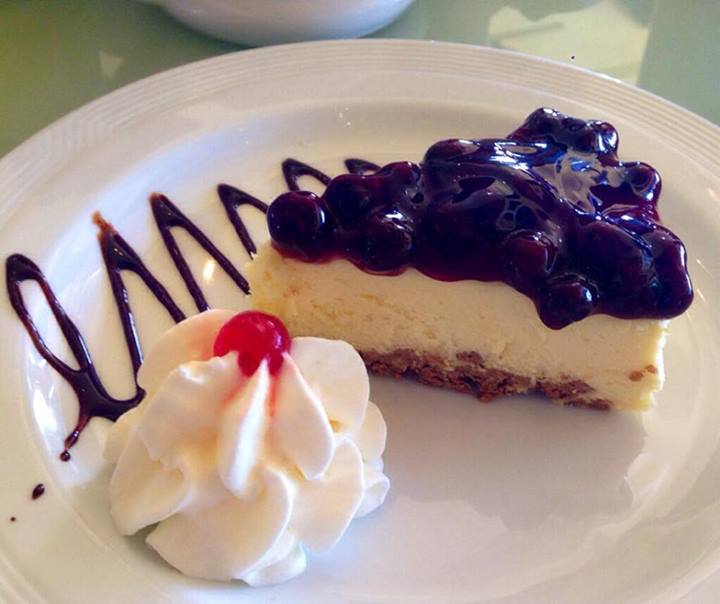 Baked New York Cheesecake with Blueberry Sauce Baked New York Cheesecake with Blueberry Sauce
