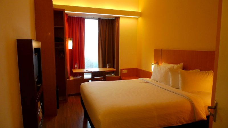 My Room at Ibis Bencoolen in Singapore