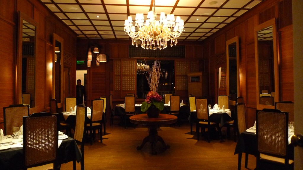 The White House Fusion Cuisine and Wine Lounge is love! Can't wait to share why I love this place so much