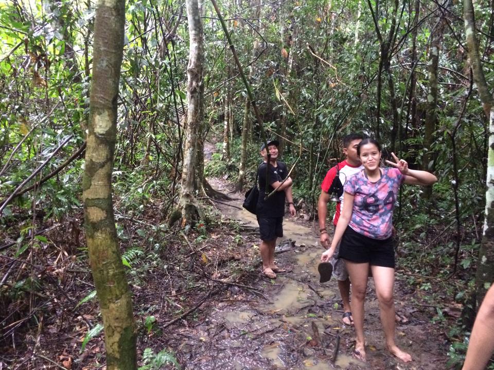 Now I'm convinced that I must get my own trekking sandals. Naruget nga balasang haha