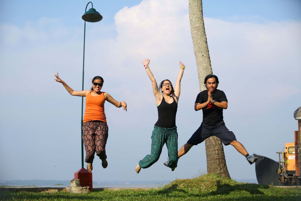 Mica, Maria and Marky after the 'glorious' stay in Rainbow Cruises' Glory Houseboat! Thank you! | Photo by Jinson Abraham