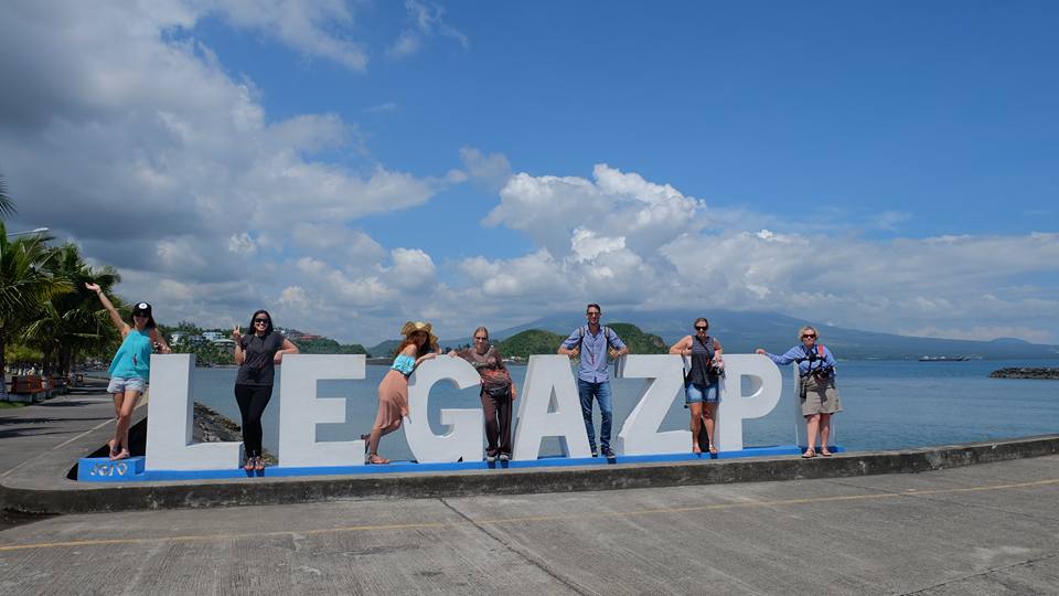 Travel Bloggers from Singapore, Philippines, Germany, Australia and South Korea in Legazpi | Photo by Yogo and Cream