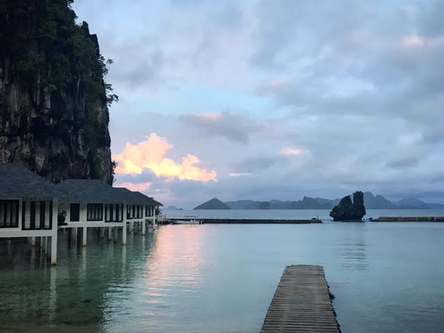 A glimpse of Lagen Island. Who doesn't want to get stuck in this paradise anyway? | Photo by Traveling Honeybird