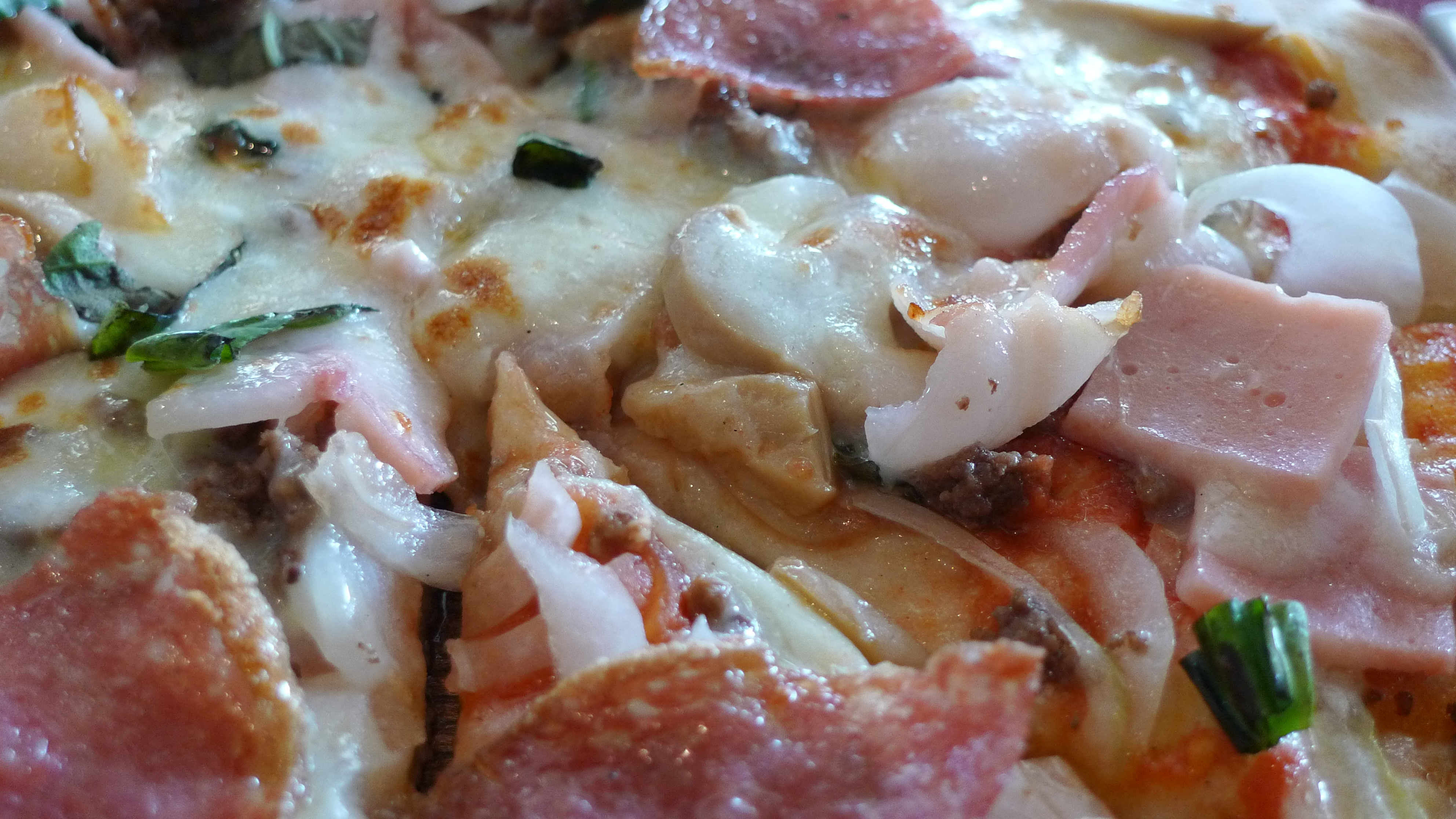 Giuseppe's Pizza - Kumpletos rekados para sa mga gutom
